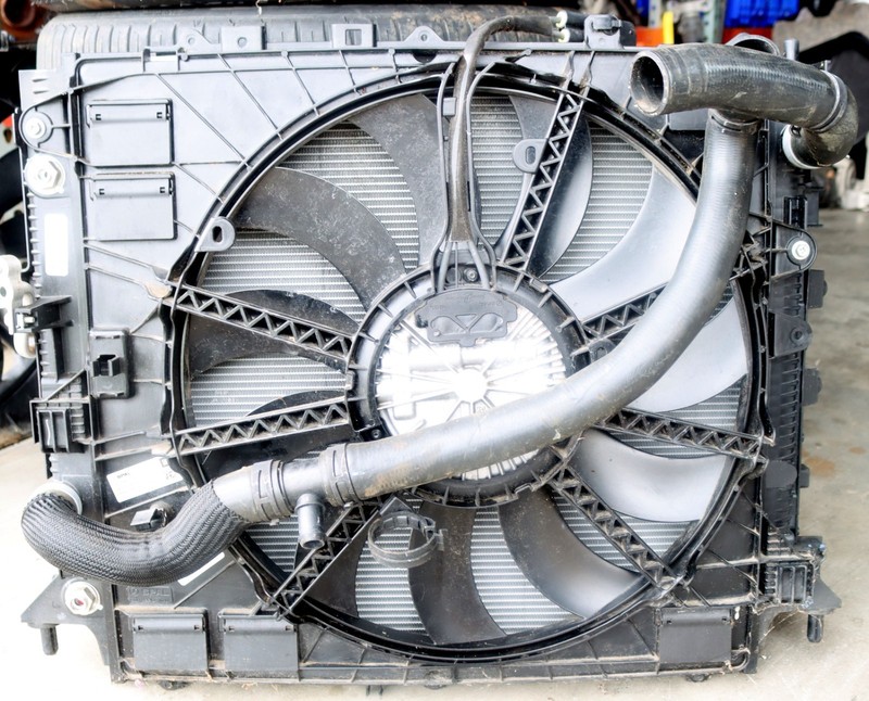 2021-2024 Camaro LT1 SS Complete Radiator Cooling Fan A/C Condenser *664 miles*