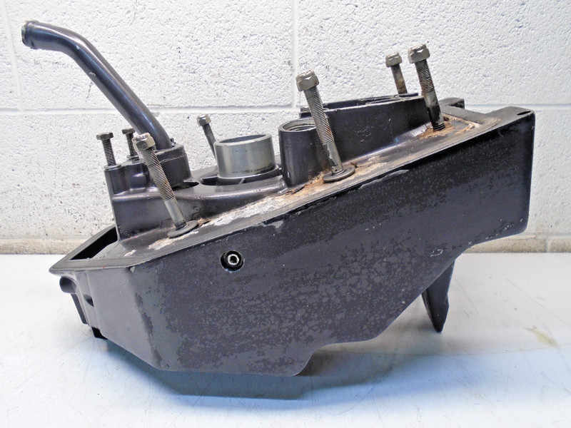 U4 OMC 913261 Cobra Transom Plate4cyl V6 V8