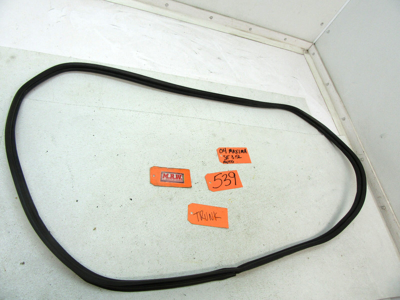 RUBBER SEAL TRUNK DECK LID REAR BACK WEATHER STRIP for 04 05 06 07 08 MAXIMA