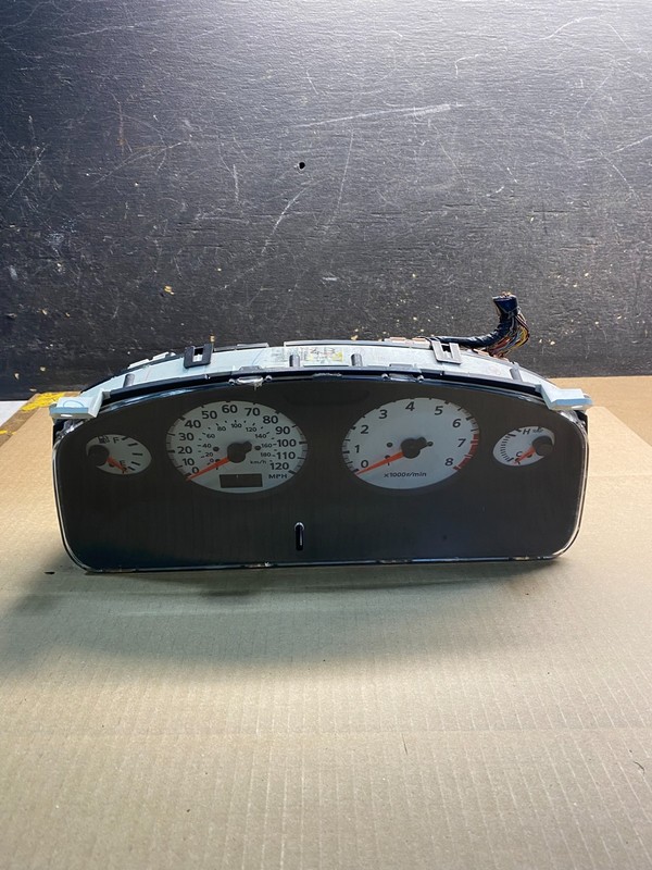 1998 to 2000 Nissan Pathfinder Speedometer Cluster Gauge Z5092 PS