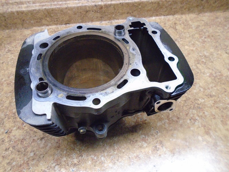 2008 Kawasaki Vulcan VN1600 VN 1600 A Engine Rear Cylinder Jug Barrel Block Back