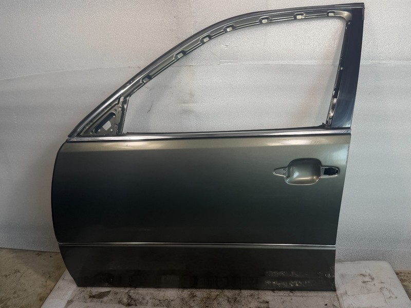 2001-2006 OEM Lexus LS430 Front Driver's Door Shell w/ Moldings CYPRESS