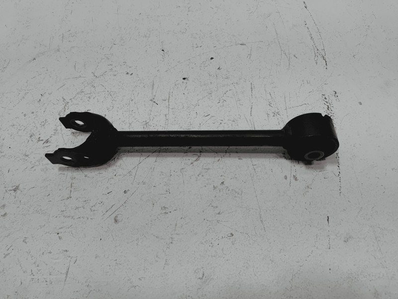 2018-2024 TOYOTA CAMRY REAR LEFT OR RIGHT SIDE SUSPENSION CONTROL LOWER ARM OEM