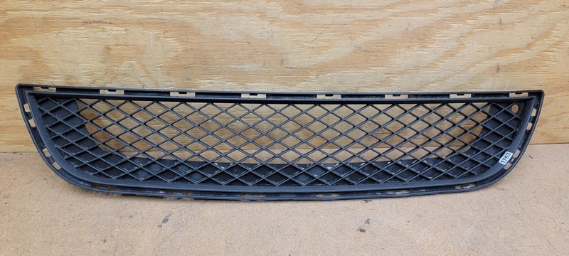 2012 13 14 15 2016 Buick Verano Front Lower Center Bumper Grille OEM 22824481*