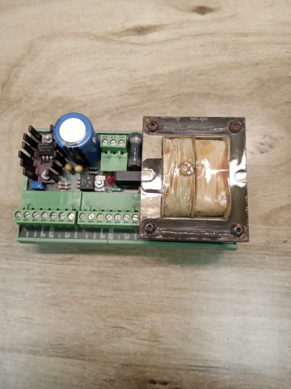 BUZMWTICS ZMS15-2 Power Supply