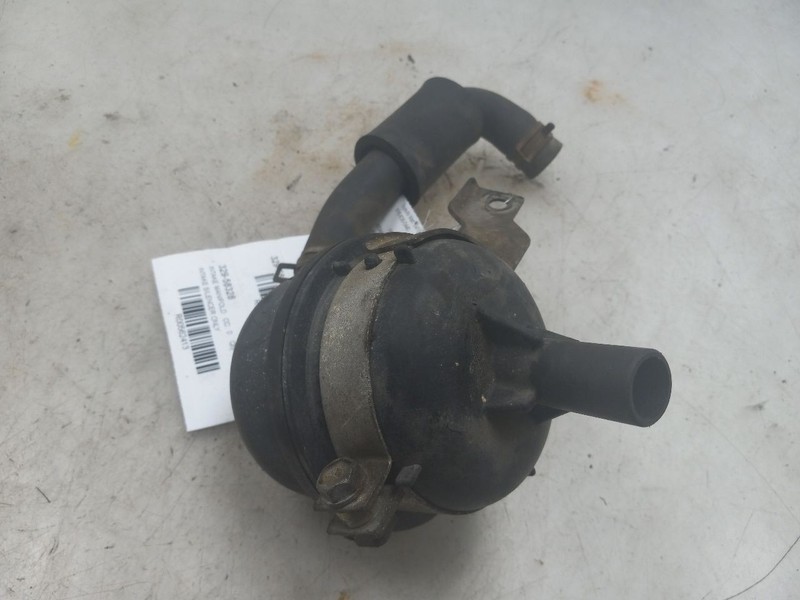 88 TOYOTA 4 RUNNER INTAKE MANIFOLD SILENCER ONLY 22RE