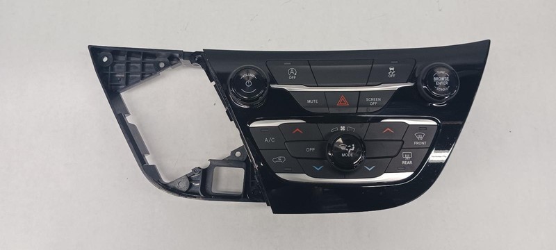 2020 PLYMOUTH VOYAGER Heat Controller front 3 zone control 6UX651X8AA OEM 20