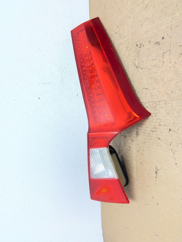 2008 to 2013 Volvo XC70 V70 Right Passenger Tail Light Upper Oem AB9896 DW