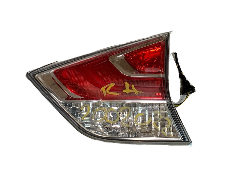 Nissan Rogue tail light 2015 2016 lid gate mounted right side OEM 265505HA1B