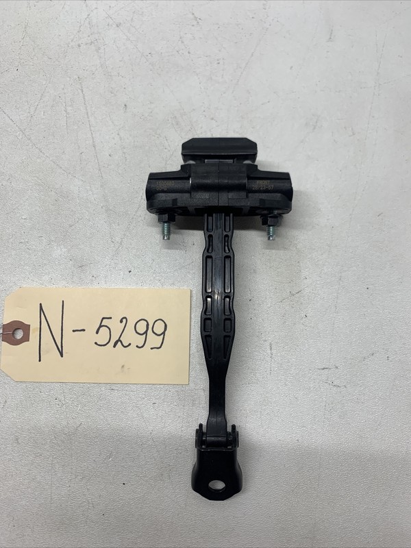 20-22 TESLA MODEL Y FRONT LEFT OR RIGHT DOOR HINGE CHECK STRAP STOPPER 5299 B33