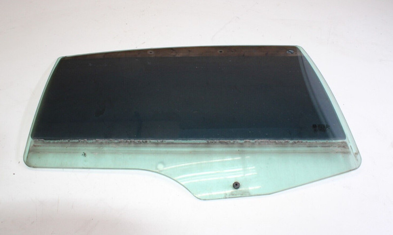 Fits 2008-2012 Chevrolet Malibu Sedan Passenger Right Rear Door Window Glass
