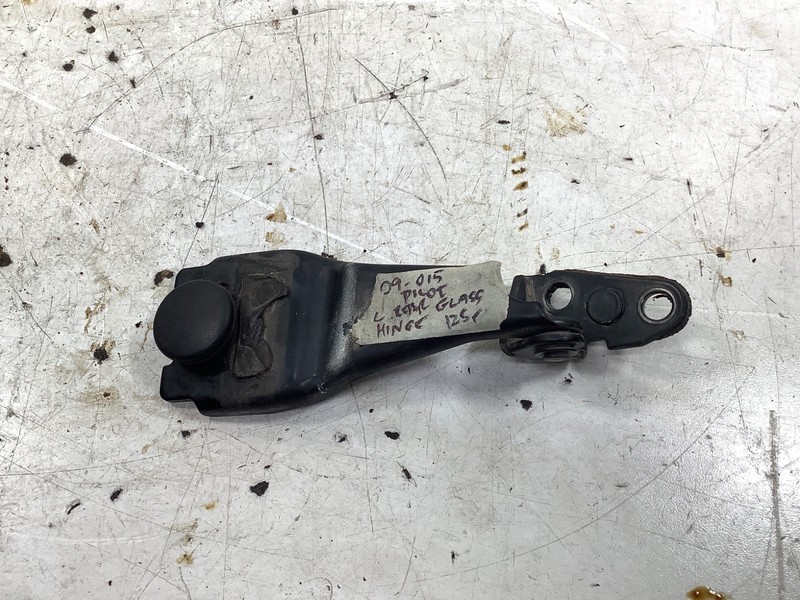 09-015 Honda Pilot Left Rear Glass Hinge Black OEM