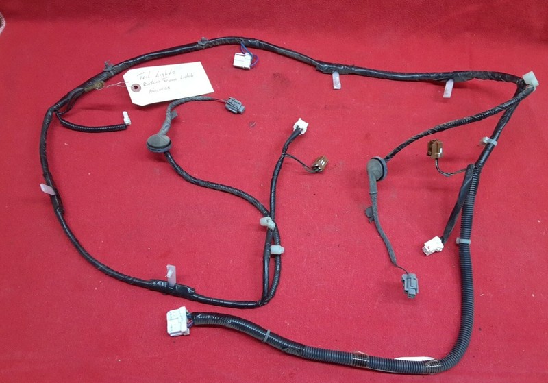 2002 2003 2004 Infiniti I35 REAR Trunk Latch Tail Light Bumper Wiring Harness