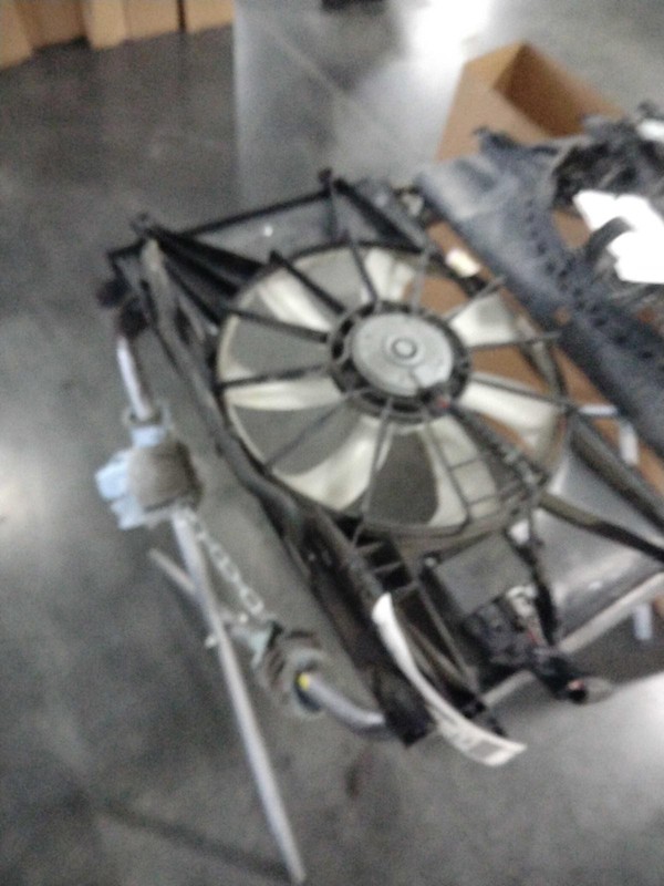 Used Engine Cooling Fan Motor fits: 2018 Toyota C-hr fan assembly Grade A