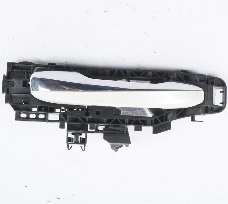 14 - 17 Mercedes S550 W222 REAR RIGHT PASSENGER SIDE DOOR EXTERIOR HANDLEOEM