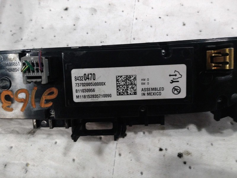 2018 BUICK ENCLAVE A/C Selector Switch OEM Black 84320470 74K Miles
