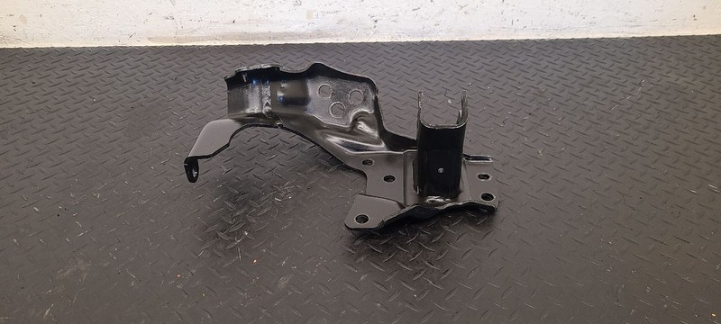 19-22 Dodge Ram 1500 3.6L 4x4 Left Driver Engine Mount Bracket OEM 68310813AC