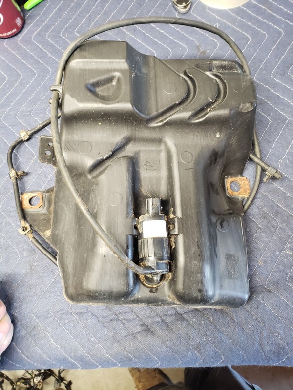 14 Ford Transit Connect Passenger Van Windshield Washer Fluid Reservoir OEM