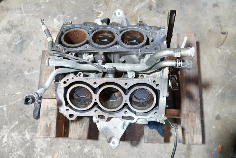 2014-2015 LEXUS IS250 ENGINE CYLINDER BLOCK ASSEMBLY 11401-80758 OEM 2.5L 70k