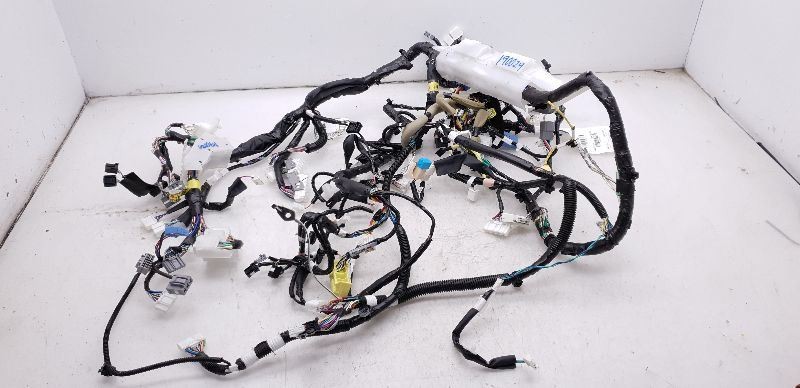 12 13 Toyota Camry Dash Wire Harness 82141-0X570