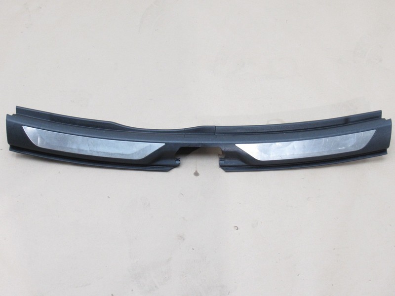 Maserati Levante 2017 Rear Trunk Sill Scuff Plate Panel Cover Trim 16-24 *