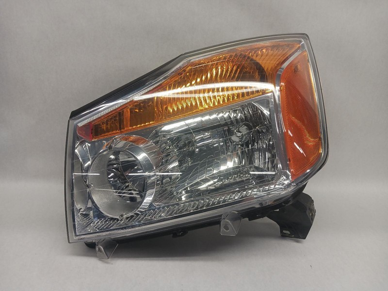 2012 NISSAN TITAN Left driver headlight Headlamp OEM 08 09 10 11 12 13 14 15
