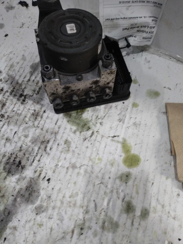 Used ABS Pump and Motor Assembly fits: 2014 Ford Fusion Assembly 2.5 Grade A