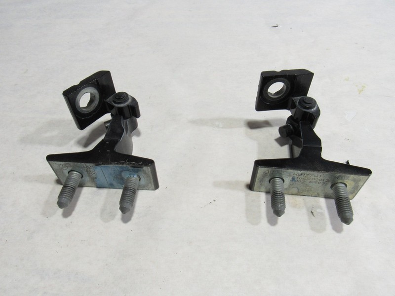 19-23 Mercedes A35 V177 2021 Front Left Driver Door Upper Lower Hinges Set 2 :A