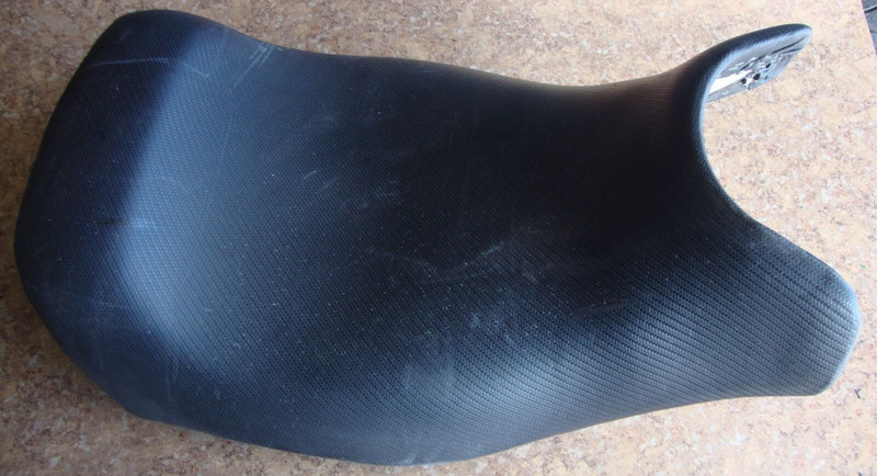 1995 1996 Suzuki Katana GSX600F GSX 600 F Front Driver Seat Ryder GSX600 F 600F