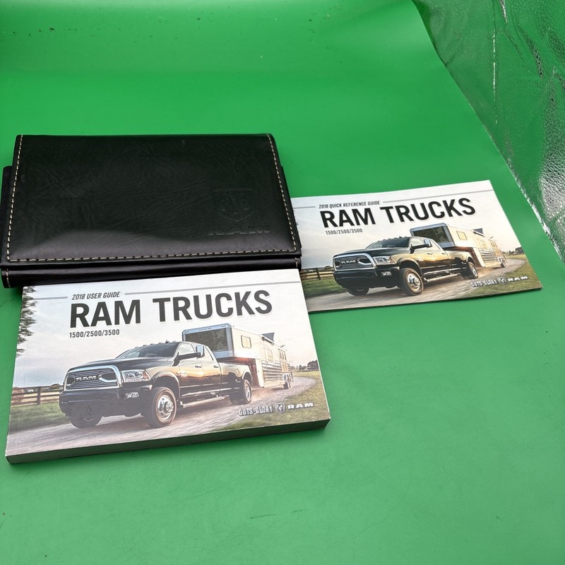 2018 Dodge Ram Trucks 1500/2500/3500 Owners Manual Quick Reference Guide W/Case