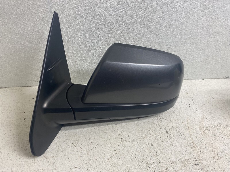2014-2017 Toyota Sequoia Left Driver Door Mirror 5 Pin Connector 879400C500B