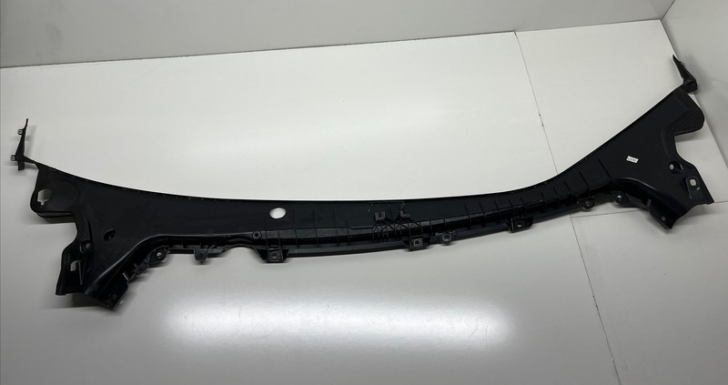 17-22 TESLA MODEL 3 WINDSHIELD WIPER COWL SCREEN PANEL 1081676-00 1426 S7
