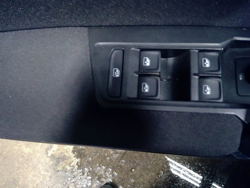 Driver Front Door Switch Driver's Window Fits 22-25 TAOS 1765630