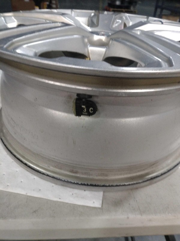 2018 GMC Terrain OEM Grey Wheel 17 Rim 7 Width Used 69000 Miles