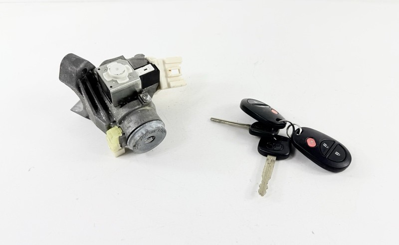 2005-2011 Toyota Tacoma Ignition Switch Lock Cylinder w/ Key OEM (no pats)