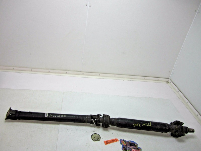 REAR DRIVE SHAFT ASSEMBLY TRANSMISSION J 30 3.0L CAR FRONT 93 94 INFINITI J30
