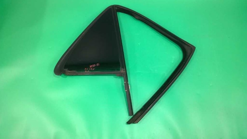 04 05 06 07 08 09 SRX PASSENGER RIGHT REAR VENT GLASS OEM 2953-51