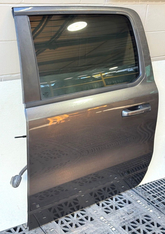 ✅19-24 RAM 1500 DOOR ASSEMBLY REAR LEFT w/PLATE CREW CAB 5TH GEN PAINT CODE PAU