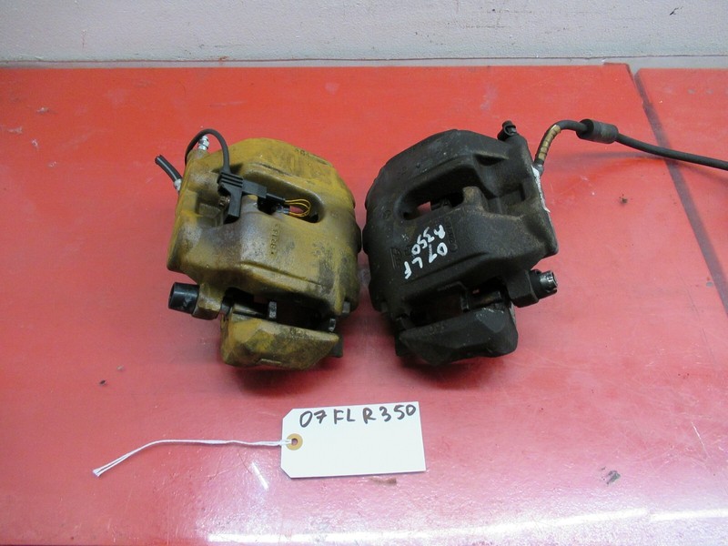 06-09 MERCEDES-BENZ W251 R CLASS FRONT RIGHT & LEFT BRAKE CALIPERS PAIR SET OEM