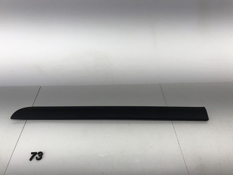 03-12 VOLVO XC90 REAR LEFT DRIVER SIDE EXTERIOR DOOR LOWER MOLDING OEM
