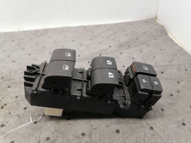 Driver Front Door Switch Driver's Master Fits 14-19 HIGHLANDER 1133329