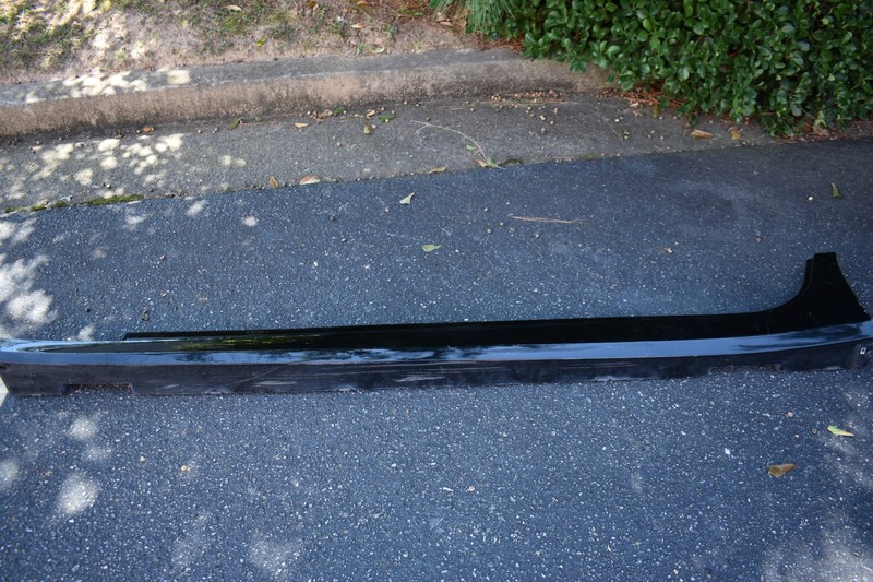 Cadillac CTS-V 2016-2019 ROCKER MOLDING LEFT SIDE FACTORY OEM