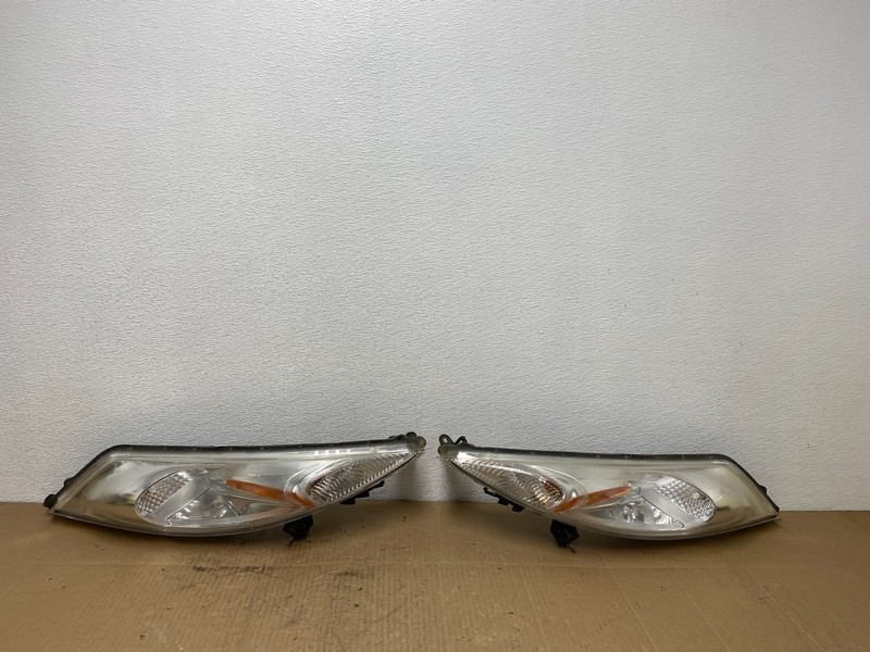 2011-2014 Nissan Juke Turn Signal Headlights Left+Right Halogen OEM AB8285 DW
