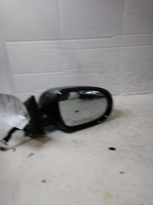 2019 KIA SORENTO Right Door Mirror Assembly SILVER Used 66000 Miles OEM Part