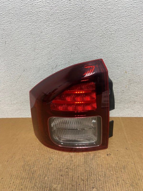 2014 - 2017 Jeep Compass Left Driver LH Side Tail Light AE2826 LK