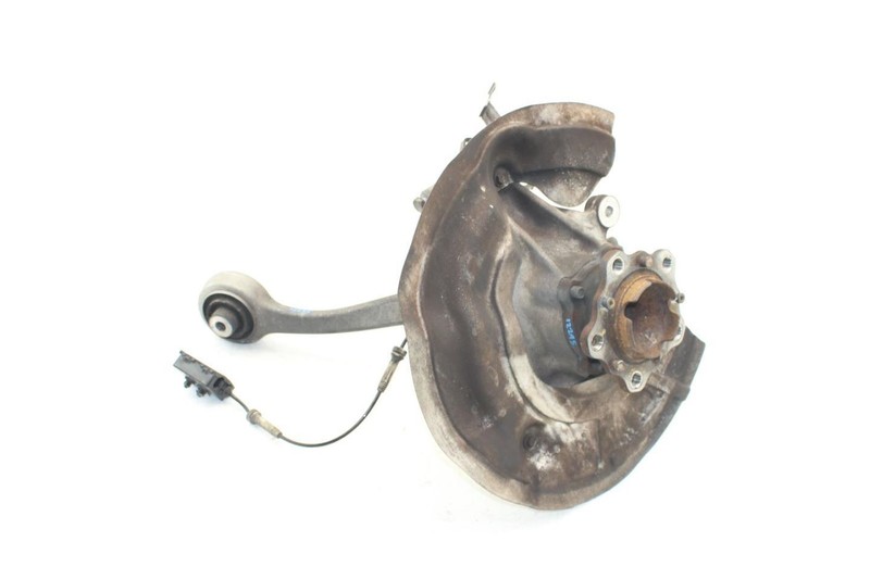 15-20 BMW M4 Coupe Passenger Right Front Spindle Assembly