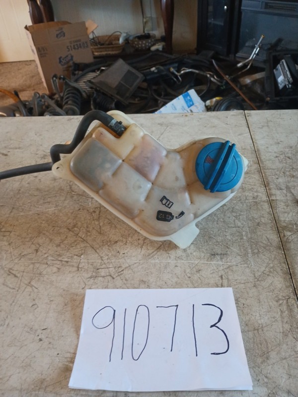 2005-2009 Audi A4 Windshield Washer Fluid Reservoir Bottle Oem