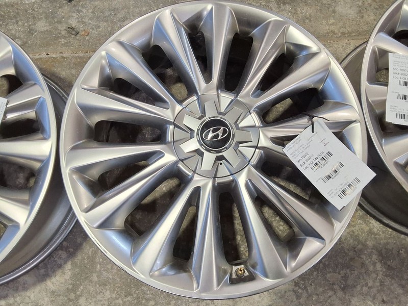 2020 Hyundai Palisade Wheel Rim 20x7-1/2 Alloy 14 Spoke Polished
