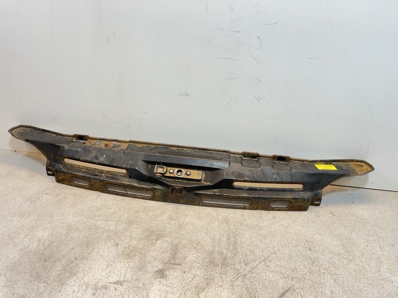 02-06 Freightliner Dodge Sprinter T1N Upper Radiator Support Mercedes Frame