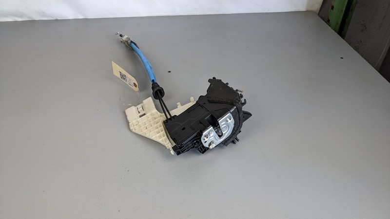 Front Right Door Lock Latch 2022 Kia Soul LX 81320-K0010 2020 2021
